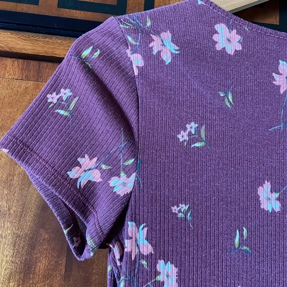 Wild Fable Purple Floral Ribbed Bodysuit Snap Closure Short Sleeve Juniors M - Picture 12 of 14